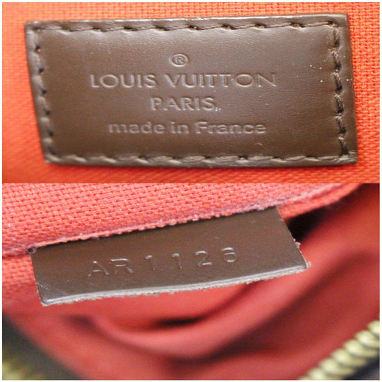 Louis Vuitton Damier Ebene Duomo crossbody. Such a find💕💕💕 30cm(w) x 27  cm ( h) x 17cm (depth) Sold #termsavailable #louisvuitton…