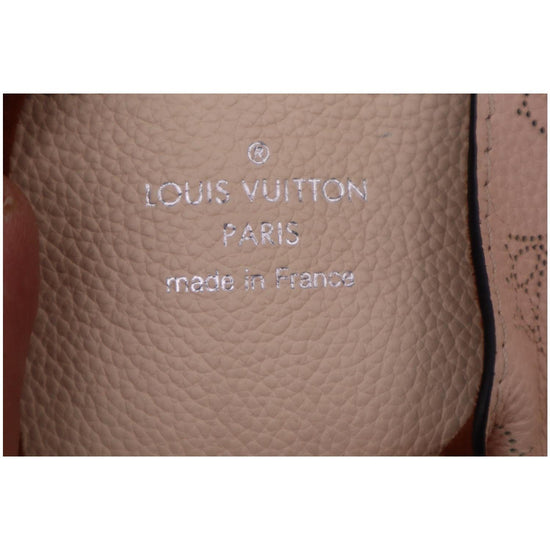 LOUIS VUITTON Mahina Carmel Hobo Creme 1240910