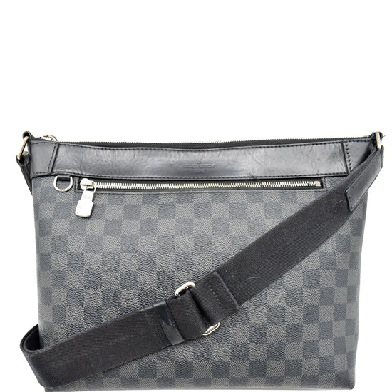 Louis Vuitton Black x Grey Damier Graphite Mick MM Messenger Crossbody –  Bagriculture