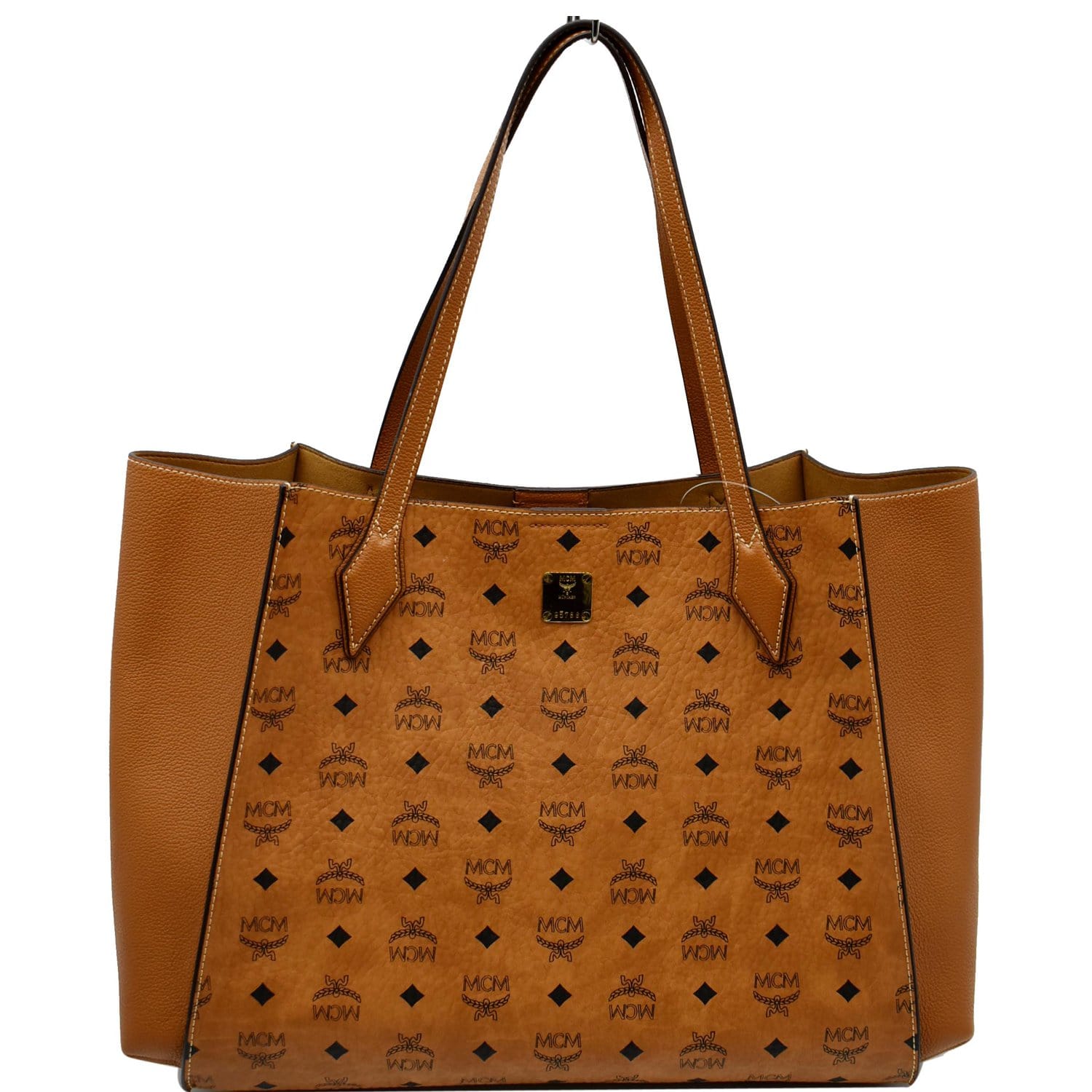 Bag, $1850 at luisaviaroma.com - Wheretoget