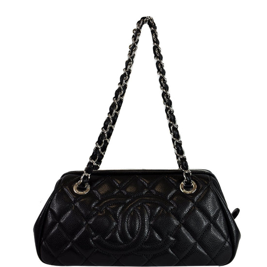 Chanel Pre-owned 2021 Mini CC Diamond-Quilted Bowling Bag - Black