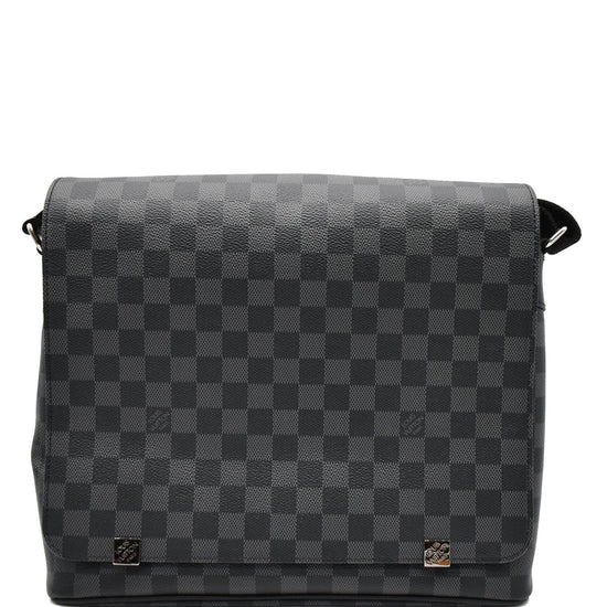 LOUIS VUITTON Monogram Eclipse District MM 1227390