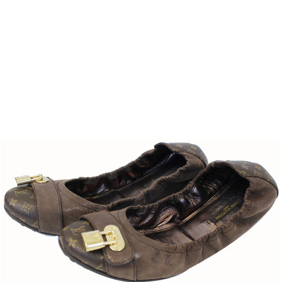 Louis Vuitton Brown Leather Flats with Logo Embellishment