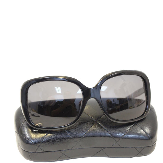 Chanel Black Plastic Frame Black Tint Bow Sunglasses-5171 - Yoogi's Closet