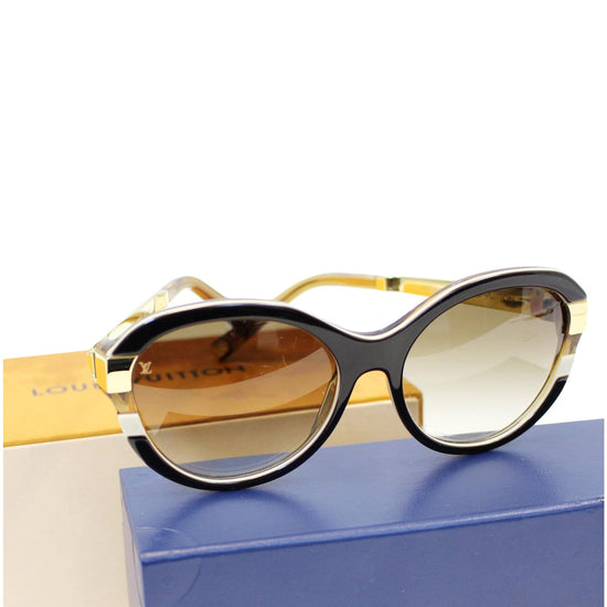 Louis Vuitton Cat Eye Plastic Frame Sunglasses for Women for sale