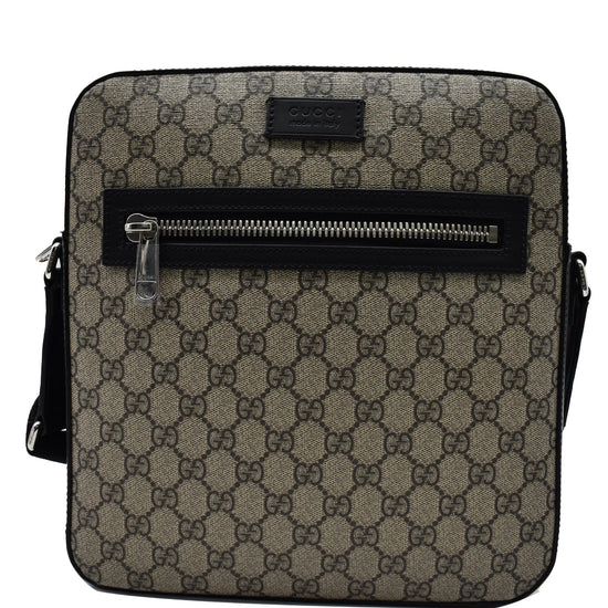 Gucci Beige & lilac GG supreme canvas flat messenger bag – Profile