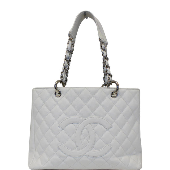Classic cc shopping leather tote Chanel White in Leather - 27478036