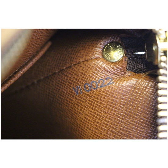 Louis Vuitton Monogram Canvas  Crossbody Bag. DC: TH0013