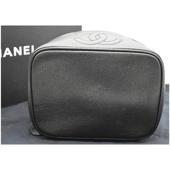 chanel vanity cosmetic bag