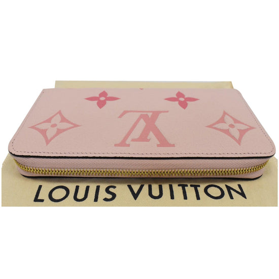 LOUIS VUITTON Monogram Giant By The Pool Zippy Wallet Blue 1300908