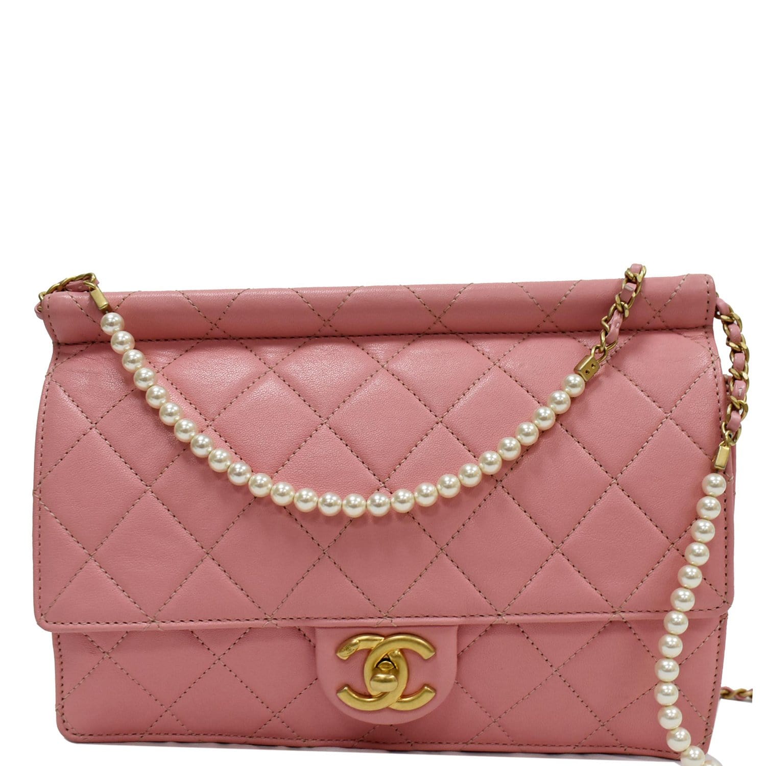 chanel flap bag with pearl
