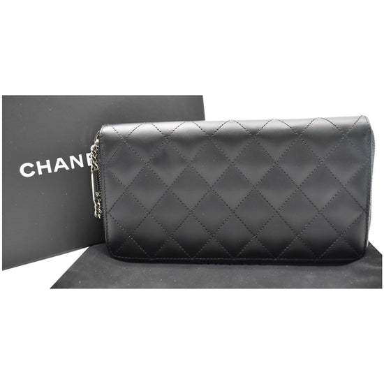 Chanel Black Quilted Leather Cambon Ligne Key Pouch Change Keychain 107c43