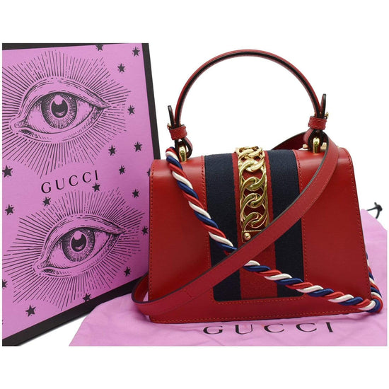 Gucci Sylvie Leather Crossbody Bag (SHG-30448) – LuxeDH