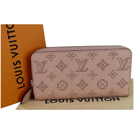 LOUIS VUITTON Zippy Wallet Monogram Mahina Leather M80555 Snow