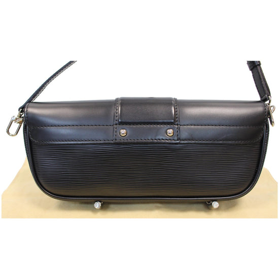 Louis Vuitton Epi Pochette Montaigne - Black Shoulder Bags, Handbags -  LOU720596