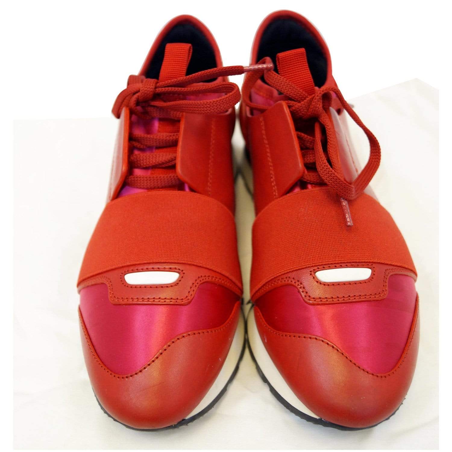 lække Grudge Efterforskning BALENCIAGA Race Runner Low-Top Sneakers Red - Final Sale
