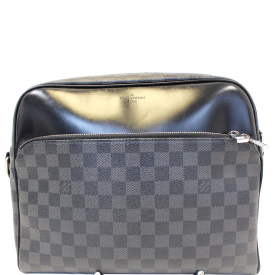 LOUIS VUITTON Dayton PM Damier Graphite Reporter Messenger