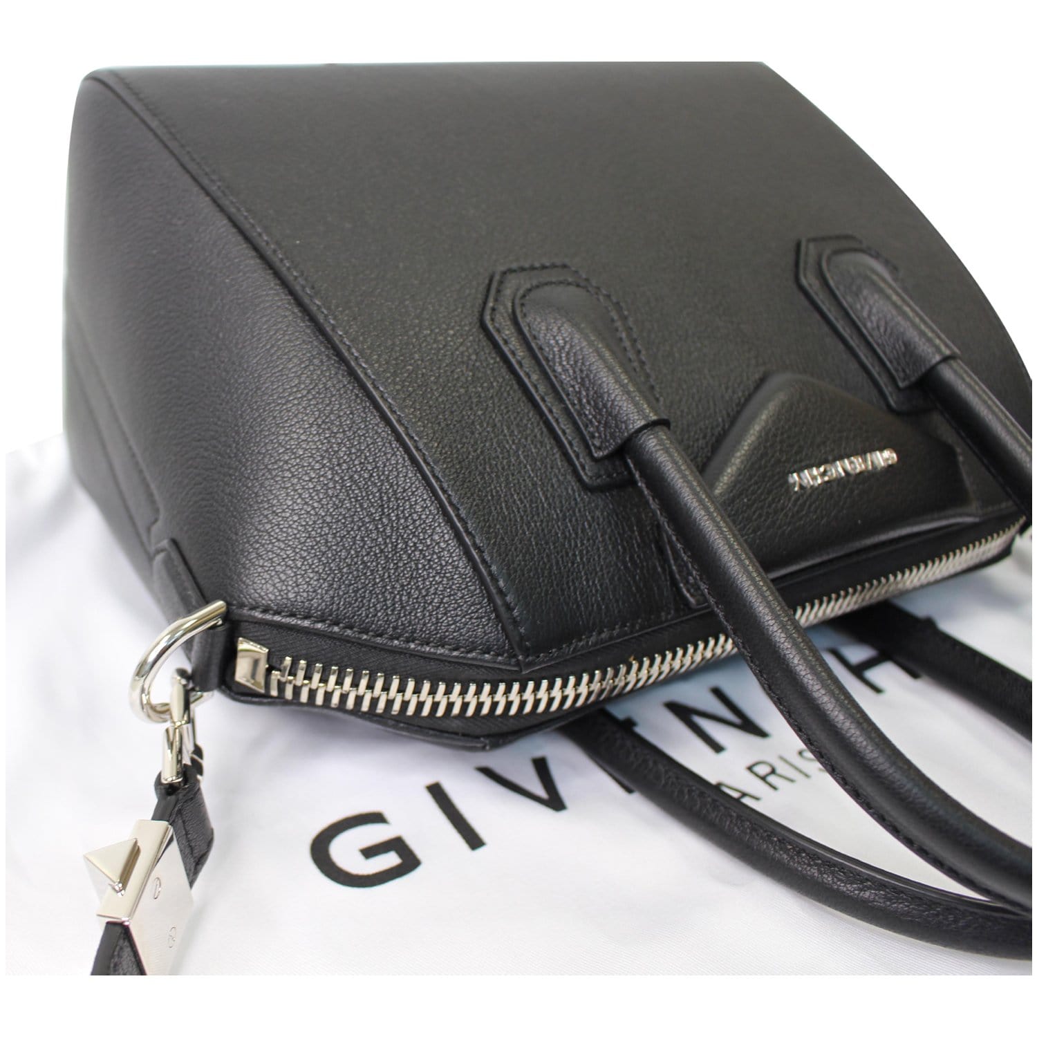 GIVENCHY Antigona Small Leather Shoulder Bag Black