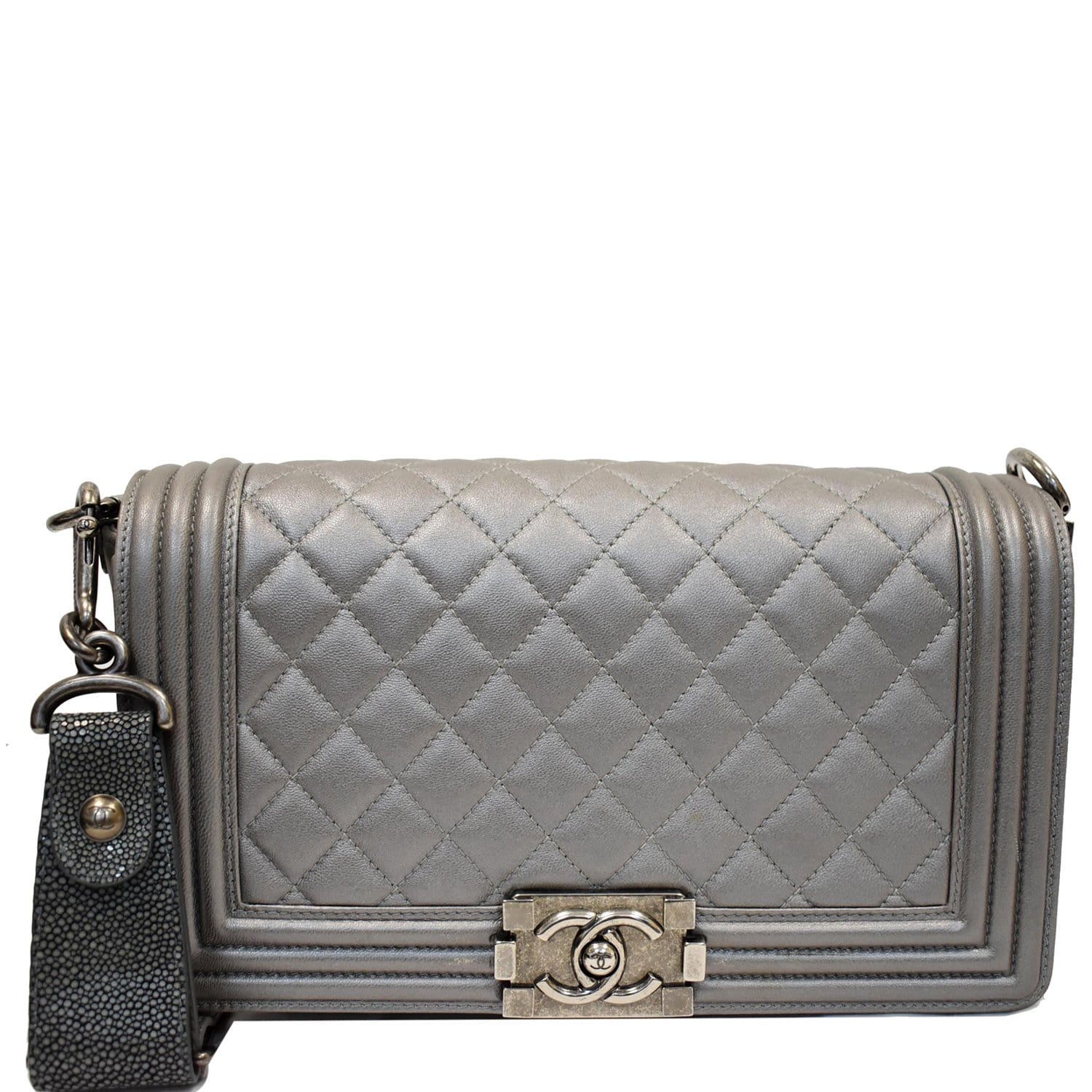 CHANEL Boy Flap with Stingray Lambskin Leather Shoulder Bag Silver - 1