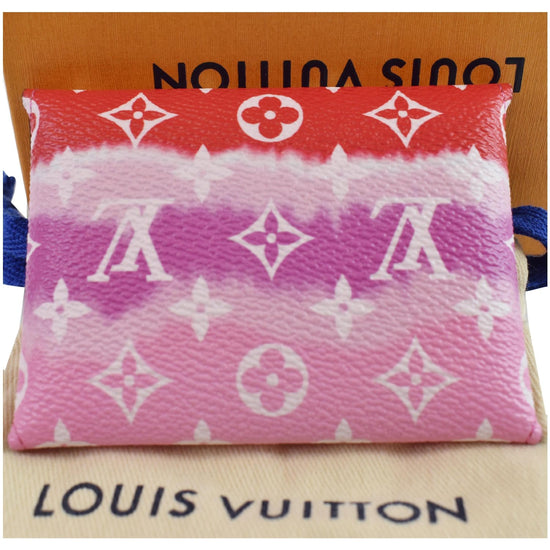 Louis Vuitton Red Monogram Escale Small Kirigami Pochette - Shop LV