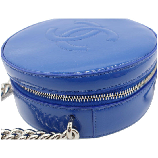 Gabrielle bucket patent leather crossbody bag Chanel Blue in Patent leather  - 32521414