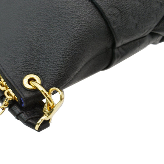 Maida leather handbag Louis Vuitton Black in Leather - 23175370