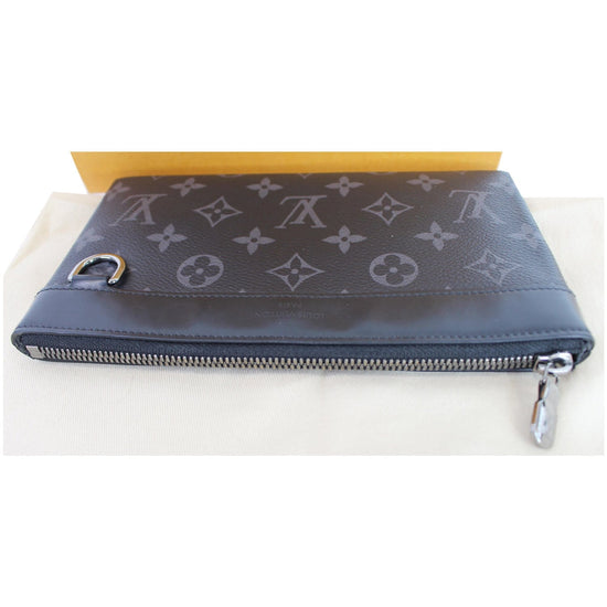 Shop Louis Vuitton Discovery Discovery pochette (M62903) by SkyNS