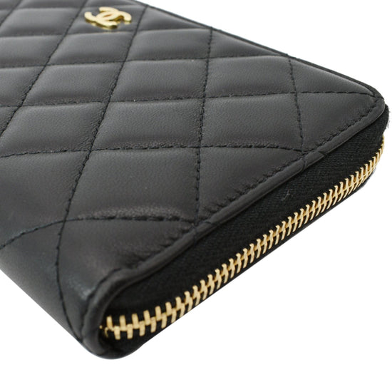 Chanel Smooth Quilted Leather Zip Wallet