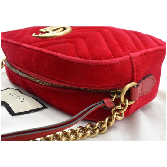 Gg marmont velvet handbag Gucci Red in Velvet - 22170472
