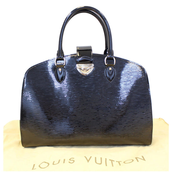 LOUIS VUITTON #38256 Electric Black Epi Leather Pont Neuf GM