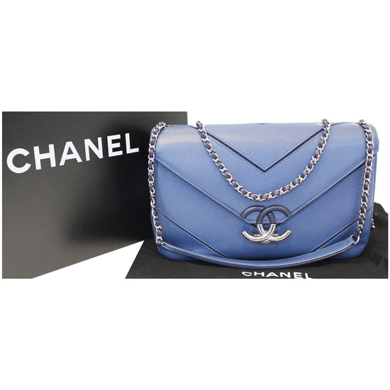 Chanel Chevron Gabrielle Flap Bag - Blue Crossbody Bags, Handbags -  CHA953279