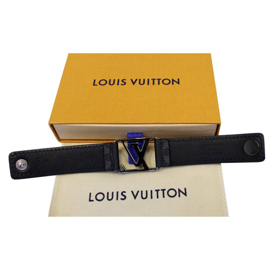 Louis Vuitton bracelet hockenheim Monogram eclipse canvas Mens bracelet  M6295E black ref.266358 - Joli Closet