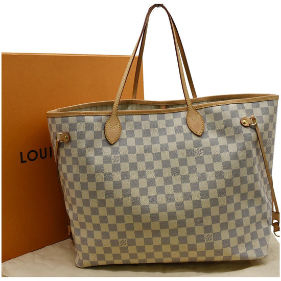 ViaAnabel - 🤍Louis Vuitton Damier Azur Totally GM Bag ▪️This stylish tote  is finely crafted of Louis Vuitton signature damier canvas in azure blue in  the largest size. ▪️The bag feature vachetta