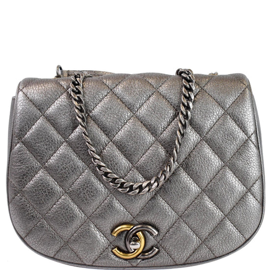 Chanel Casual Pocket Flap Messenger Bag Quilted Caviar Medium