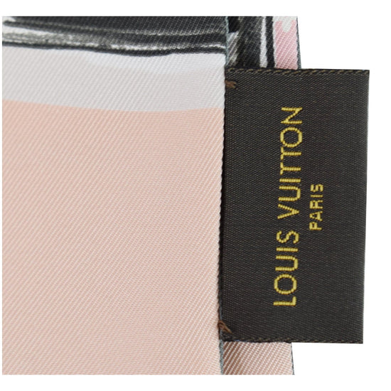 Louis Vuitton Rose Poudre Monogram Trunks Bandeau Silk Neck Scarf – ASC  Resale