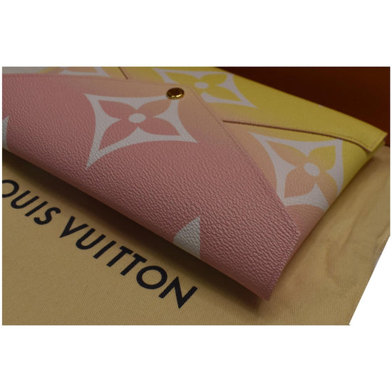 Kirigami purse Louis Vuitton Pink in Other - 35426387