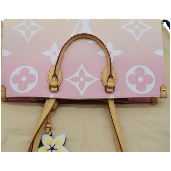 AUTH LOUIS VUITTON GM ONTHEGO BY THE POOL LTD COLLECTION IN SUMMER Light  Pink!