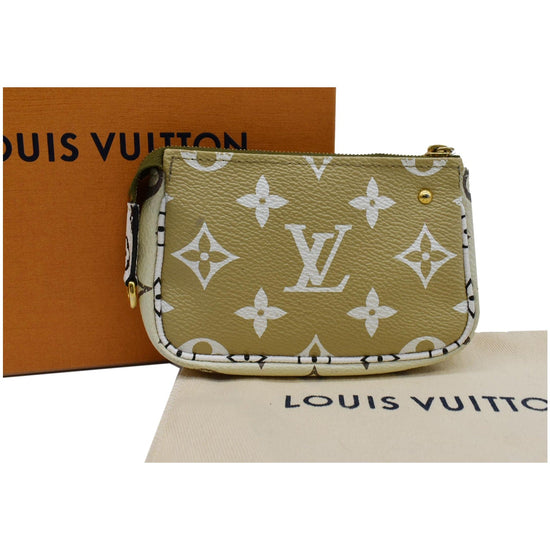 LOUIS VUITTON Monogram Giant Micro Pochette Accessories Kaki White