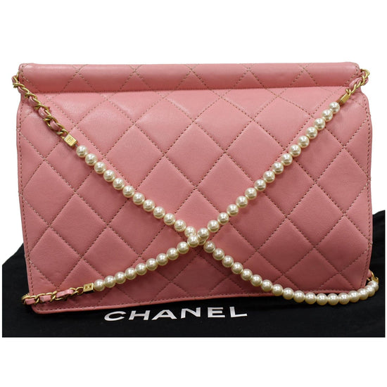 Pearl bag leather handbag Chanel Pink in Leather - 27955809