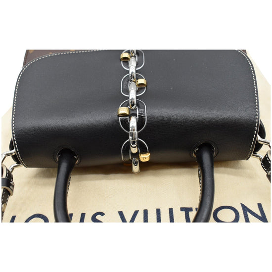 Louis Vuitton Chain It Monogram Canvas Shoulder Bag Black Crossbody Bag  LV-B1111P-0004