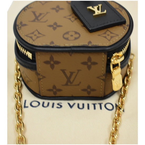 LOUIS VUITTON Chapeau Necklace Monogram Canvas Shoulder Bag Brown