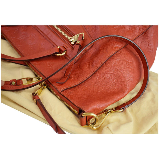 Lumineuse leather handbag Louis Vuitton Red in Leather - 29886923