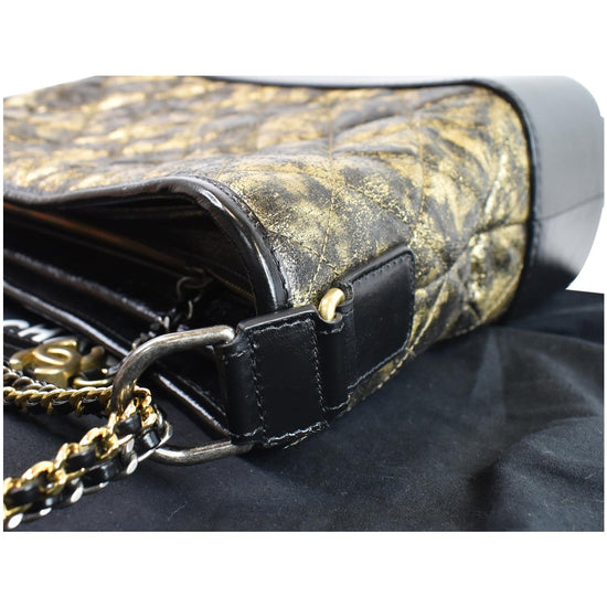 Sold at Auction: Chanel Gold Quilted Distressed Leather Medium Gabrielle  Hobo Bag Condition: 1 12