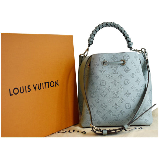 Sold at Auction: Louis Vuitton, LOUIS VUITTON, MURIA MAHINA SHOULDE