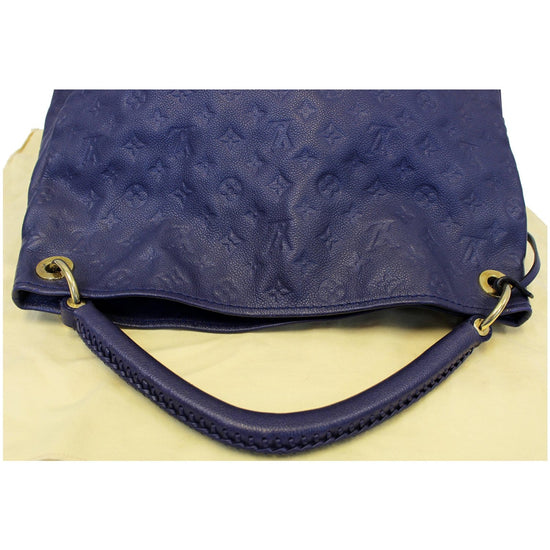 Artsy leather handbag Louis Vuitton Blue in Leather - 32683602