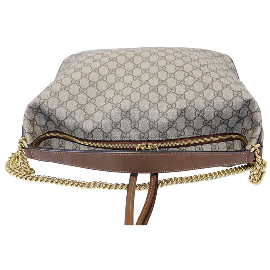 Gucci Large GG Supreme Canvas Hobo Handbag in Beige –