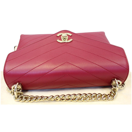 CHANEL Red Chevron Envelope Flap Shoulder Bag Calfskin Leather