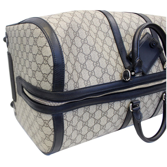 Gucci Suprême GG Travel bag 402152