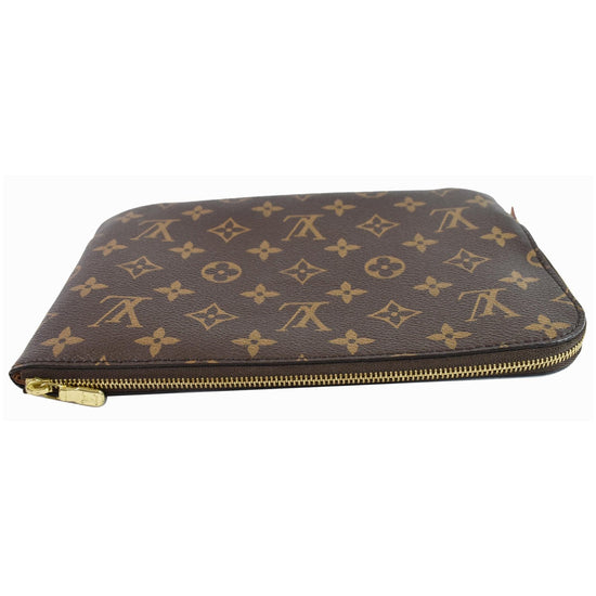 Louis Vuitton pre-owned Etui Voyage PM Clutch - Farfetch