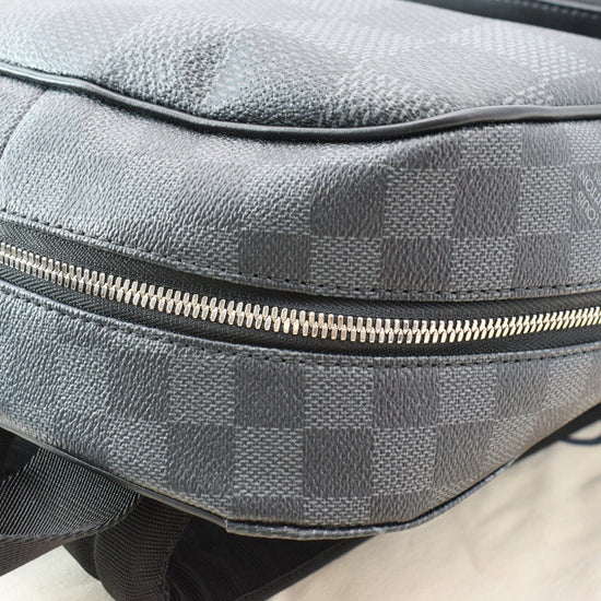 Louis Vuitton - Excellent - Campus Backpack - Gray Damier Graphite 3D -  BougieHabit